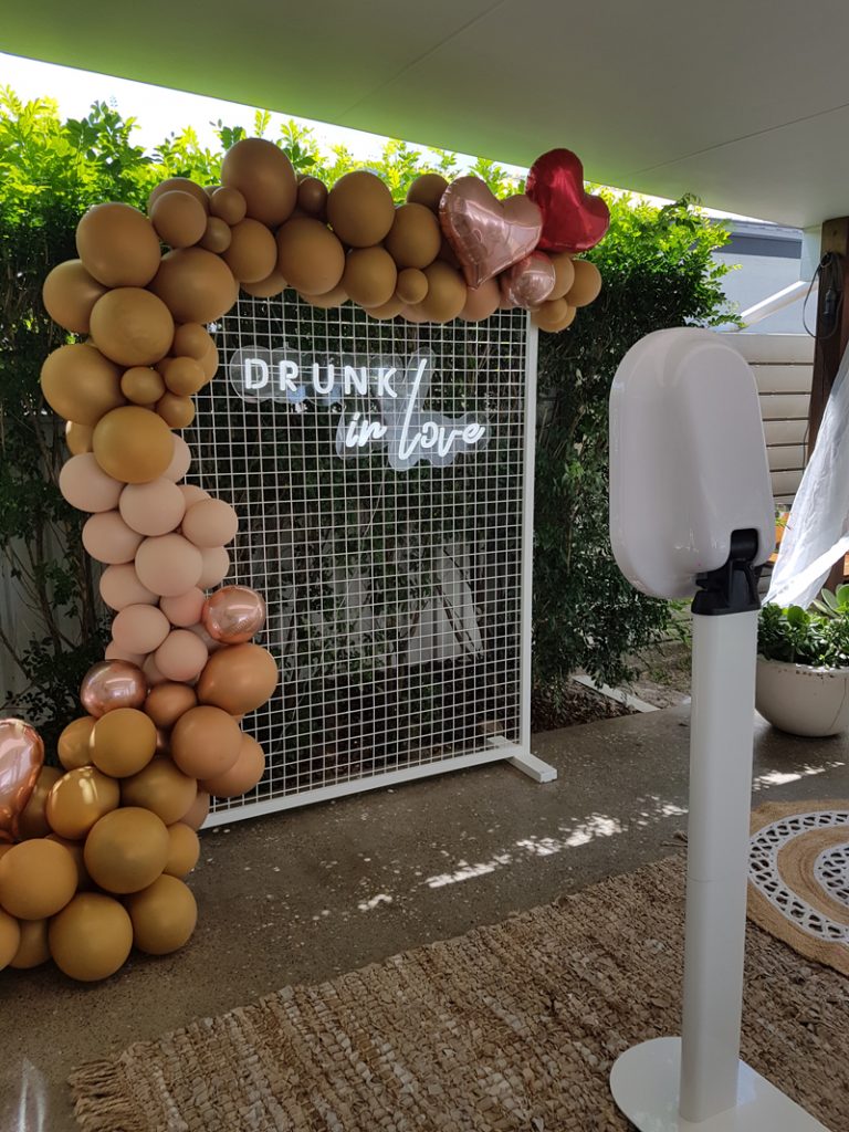 What to do at a Hens Party? - Creative Booth